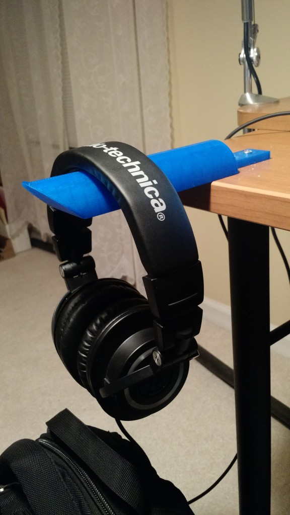 3d Printed Headphone Stand View 2